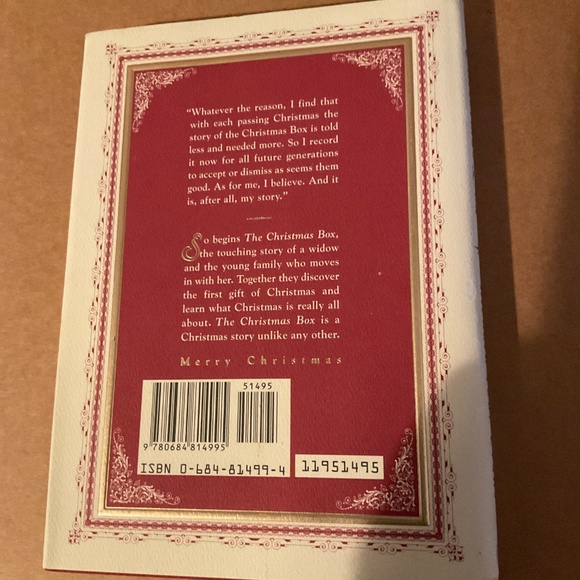 Book - The Christmas Box by  by Richard Paul Evans. H222 - Picture 2 of 3